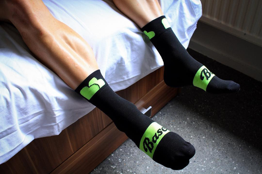 BASE CARTEL Wear Neon Socks